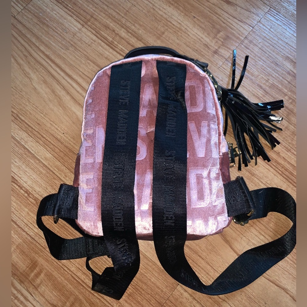 Steve Madden Mini Back Pack - Picture 3 of 8